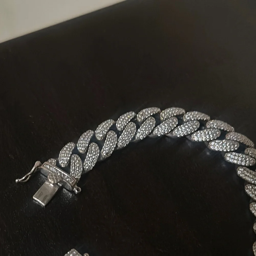 Chic Silver Chain Bracelet